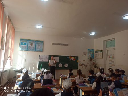 12.10.2023 года, в рамках реализации плана декады методического объединения "Начальные классы", учителем начальных классов Рахимовой Ж. Т. в 1 "Г" классе был проведен открытый урок по математике на тему: "Фигуры. Точка. Линии".